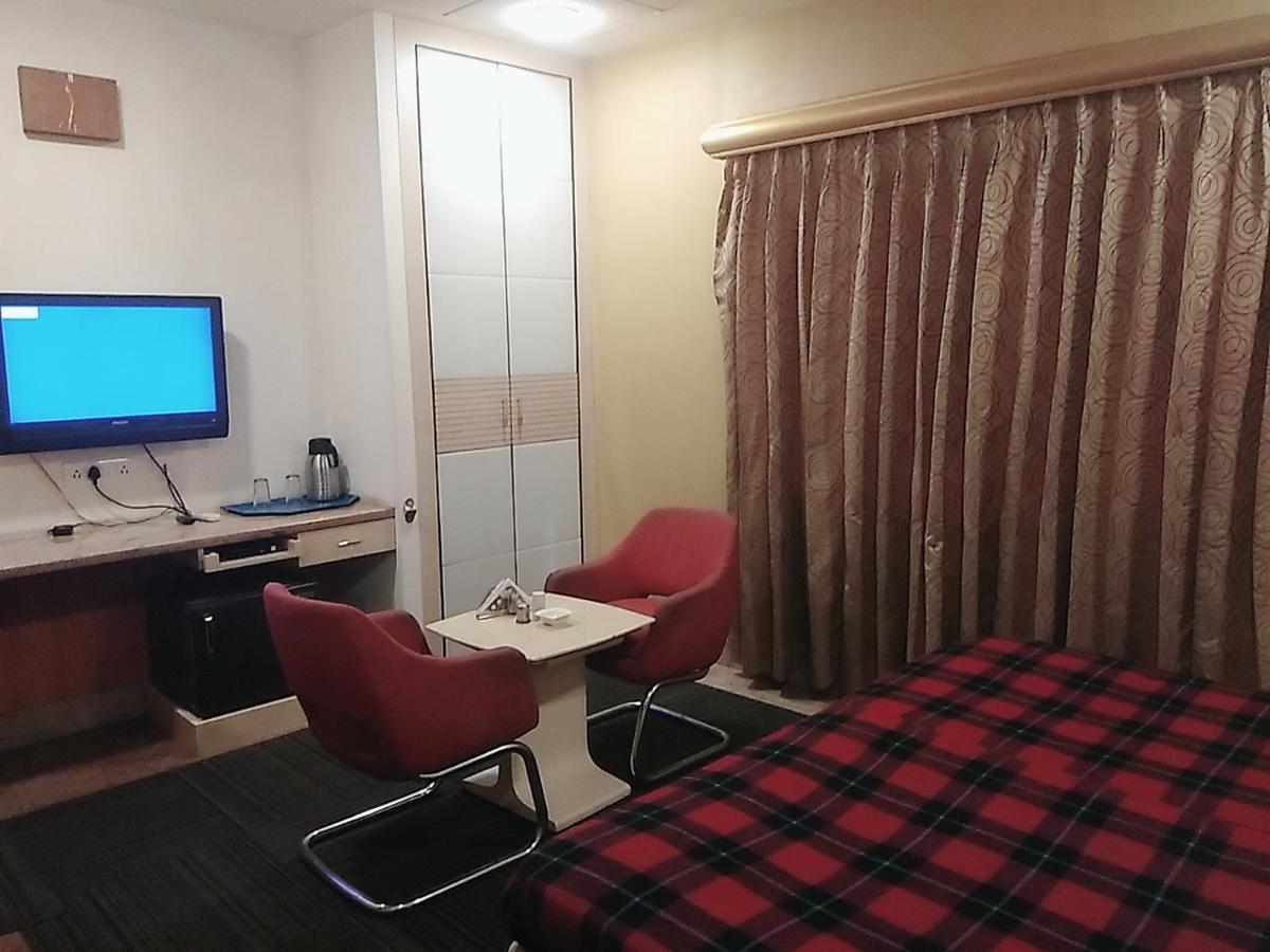 Hotel Manoranjan Inn Lucknow Exterior photo